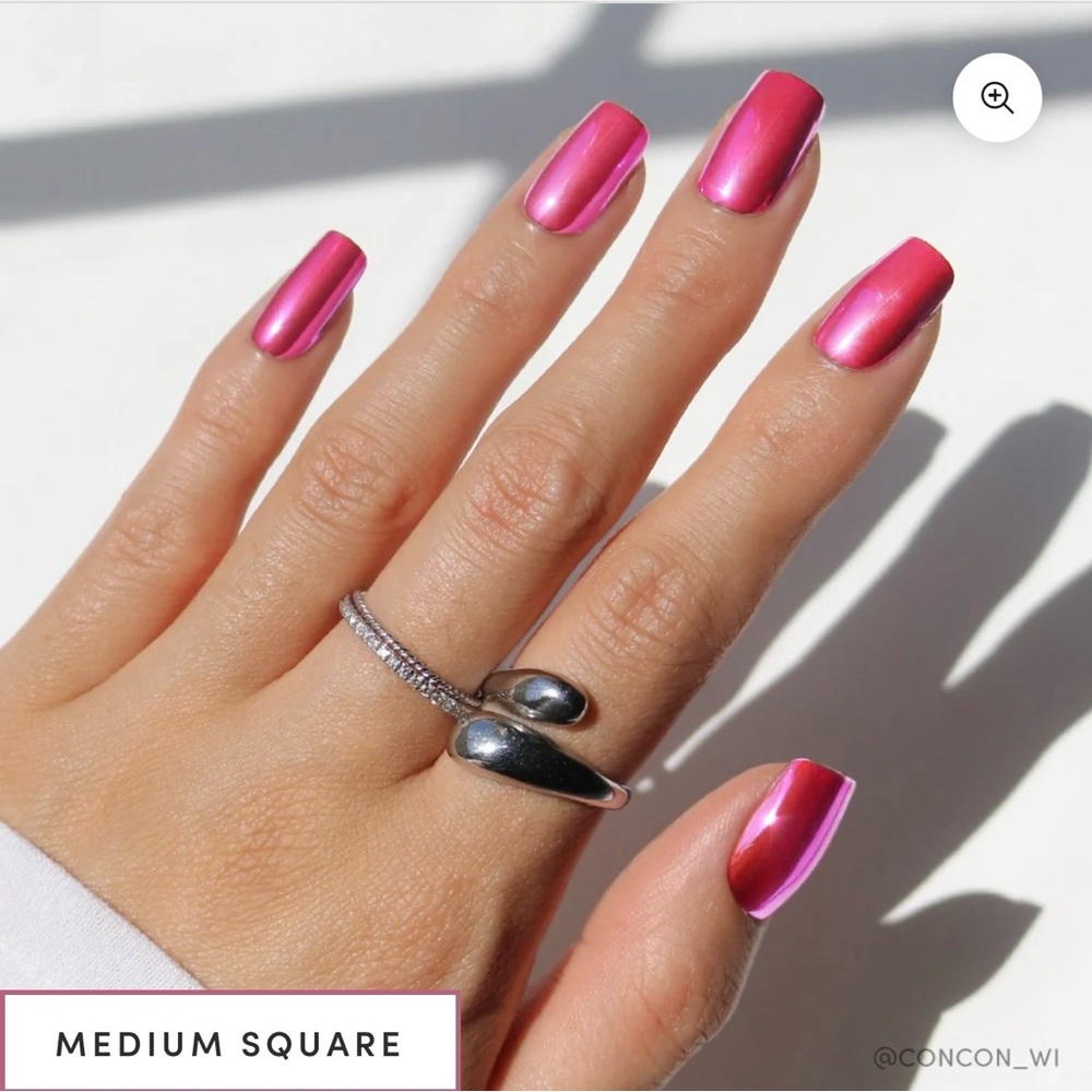 Glamnetic Press On Nails in Pink Alloy